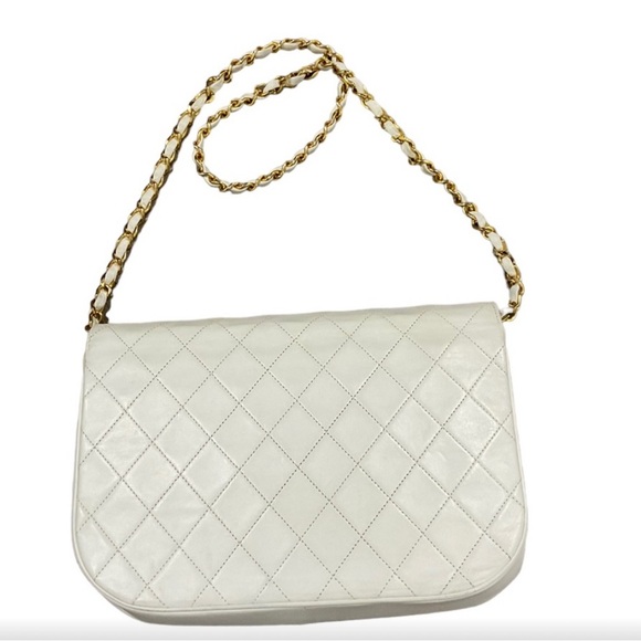 Chanel Auto Double Flap Leather Bag - Authentic - Picture 5 of 11